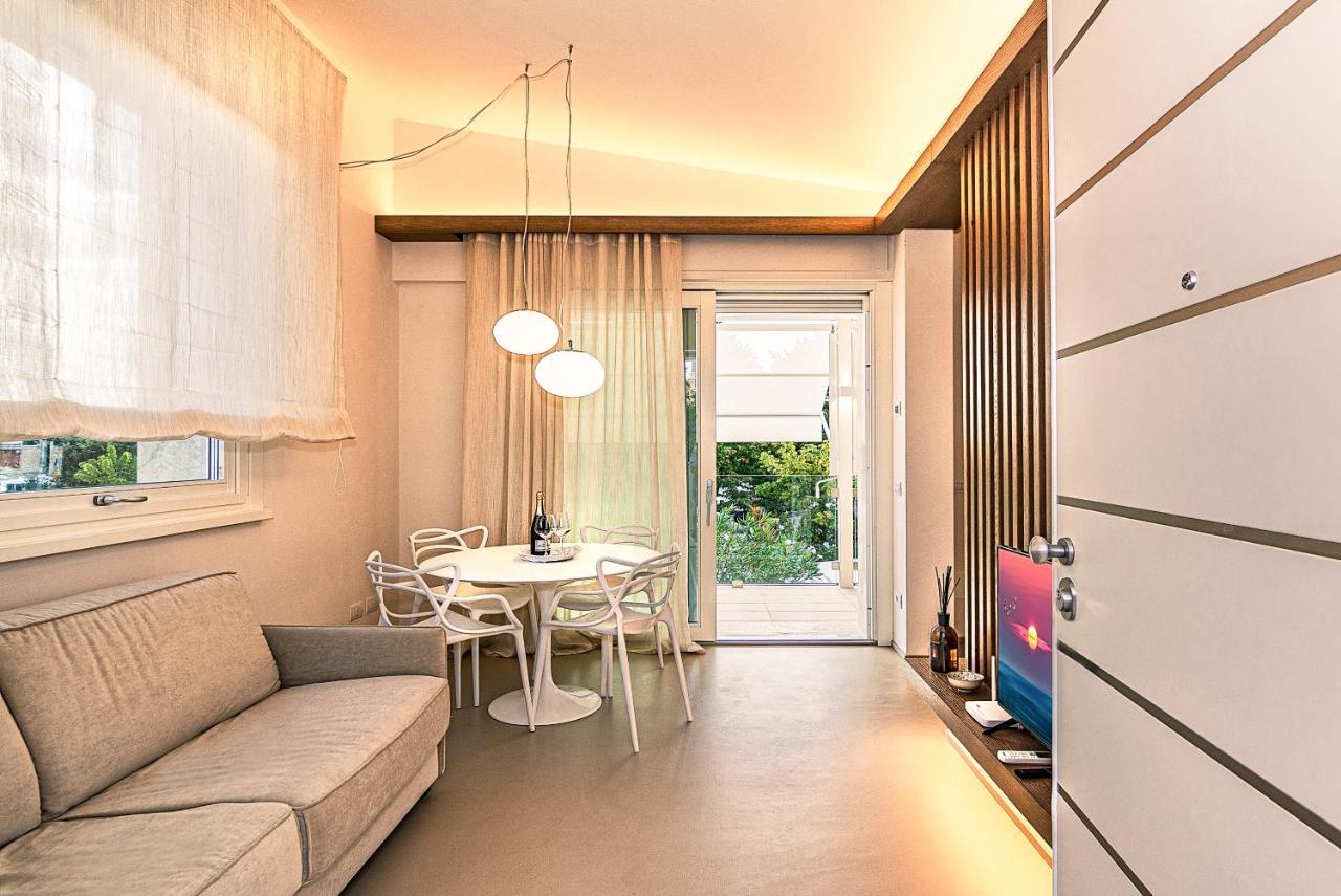Sea Holidays Apartment 马里纳-迪-皮特拉桑塔 外观 照片