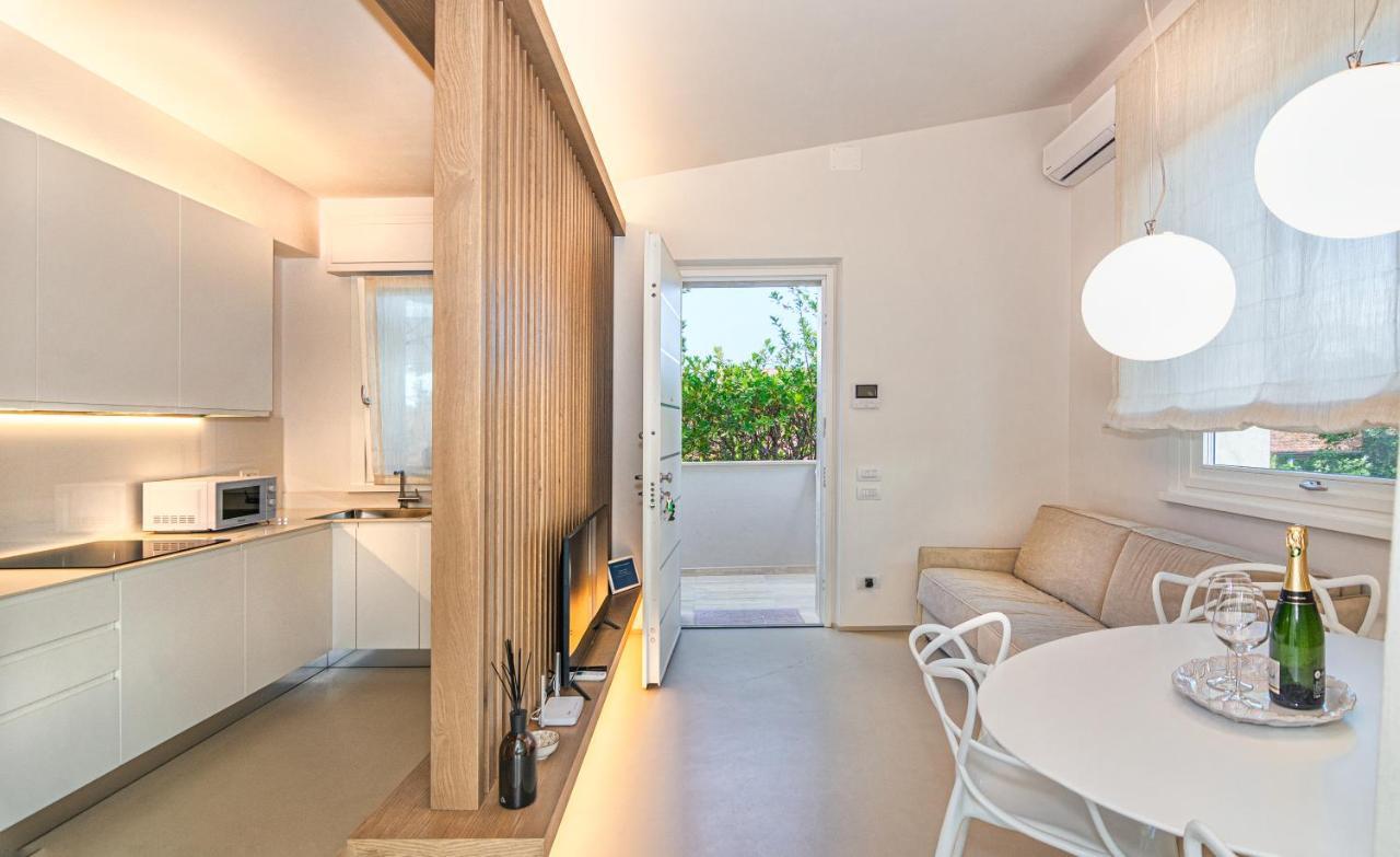 Sea Holidays Apartment 马里纳-迪-皮特拉桑塔 外观 照片